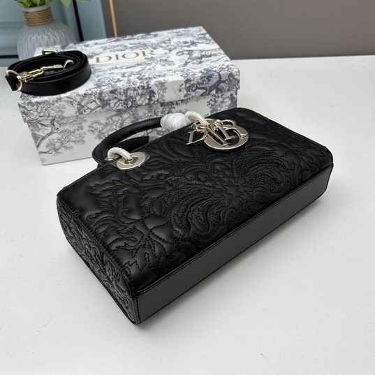 Dior Lady D-JoyM0540 26x13.5x5cm ww (12)