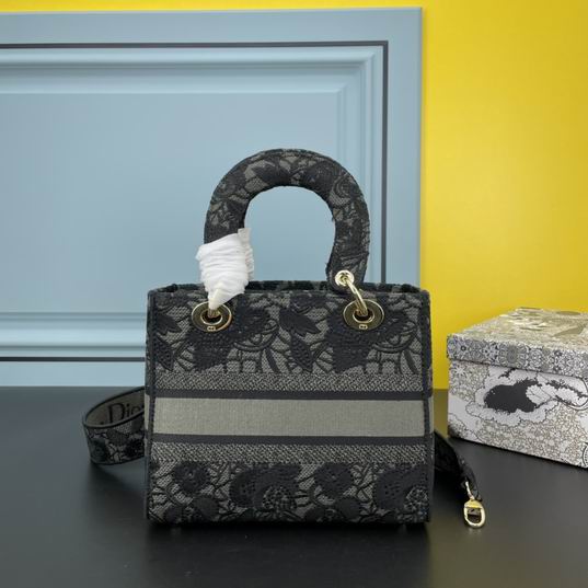 Dior Lady M8002 24x20x11cm ww (12)