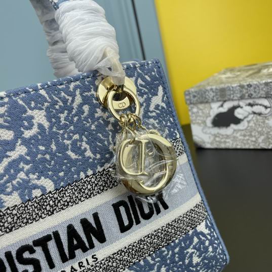 Dior Lady M8002 24x20x11cm ww (21)