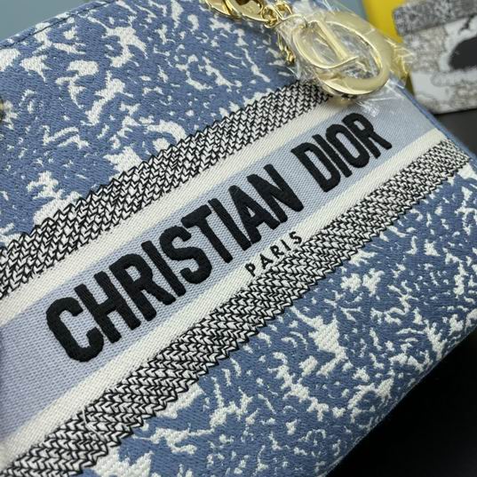 Dior Lady M8002 24x20x11cm ww (22)