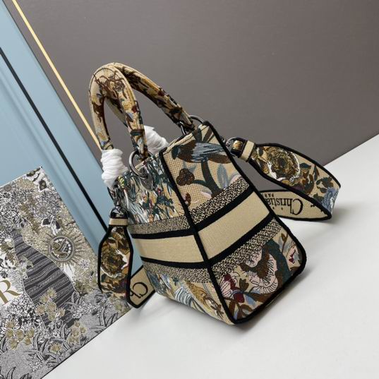 Dior Lady M8002 24x20x11cm ww1 (3)