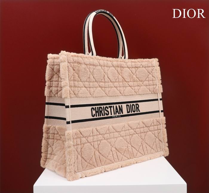 Dior Tote 41.5x35x18cm CN2 (2)