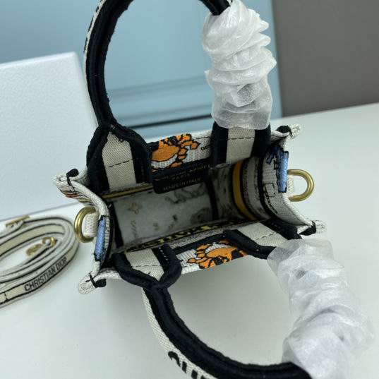 Dior book tote mini 18x13.5x6.5cm ww (15)