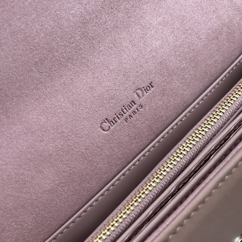 Diorcaropouch 1228 YW (15)