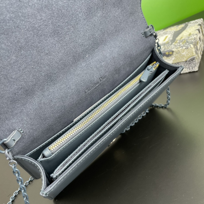 Diorcaropouch 1228 YW (23)