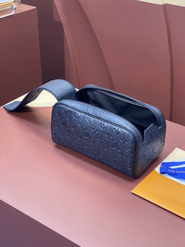 Dopp Kit M82576 28x15x16.5cm gf4_3