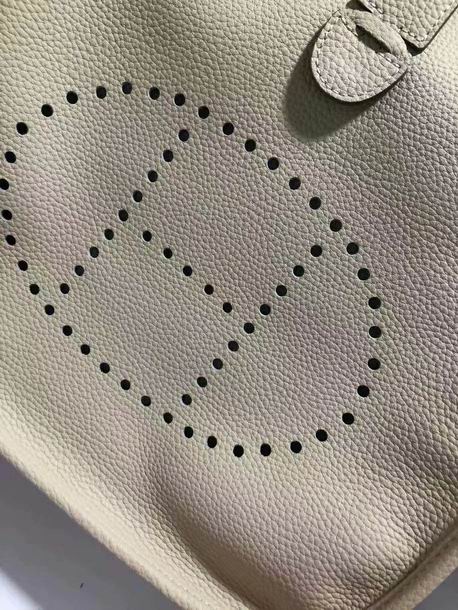 Evelyne 28x30x9cm am 02 (14)