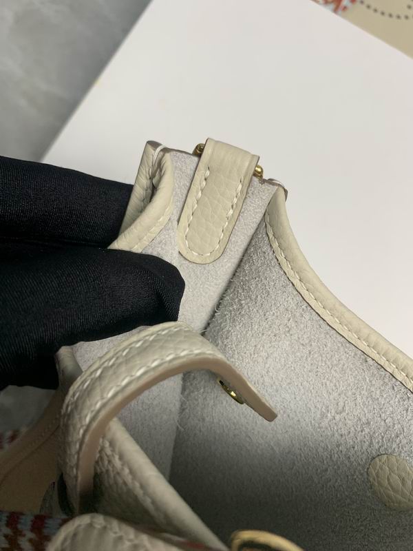 Evelyne mini Togo am 01 (15)