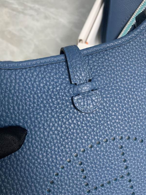 Evelyne mini Togo am 01 (34)