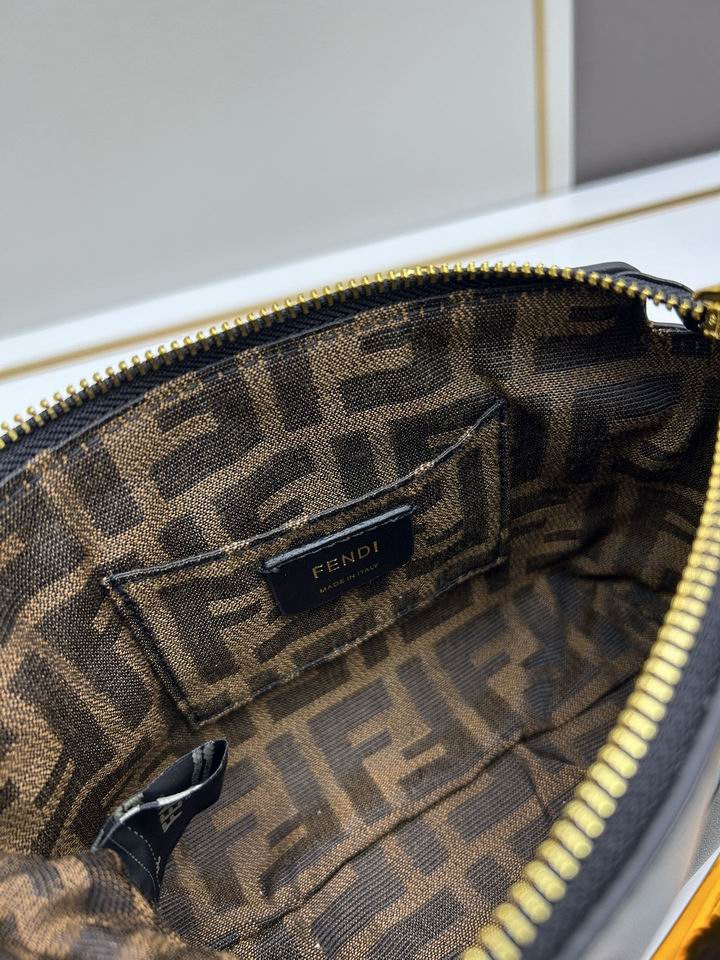 Fendi 17x18x8cm jj1_8