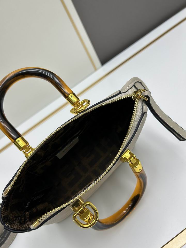 Fendi 17x18x8cm jj2_5