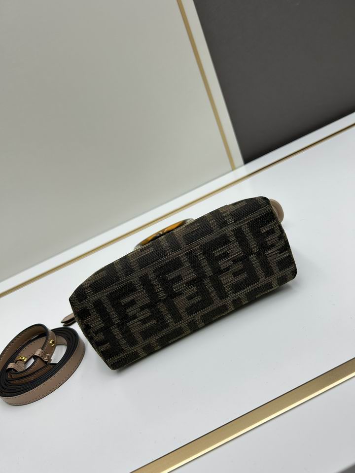 Fendi 17x18x8cm jj4_2