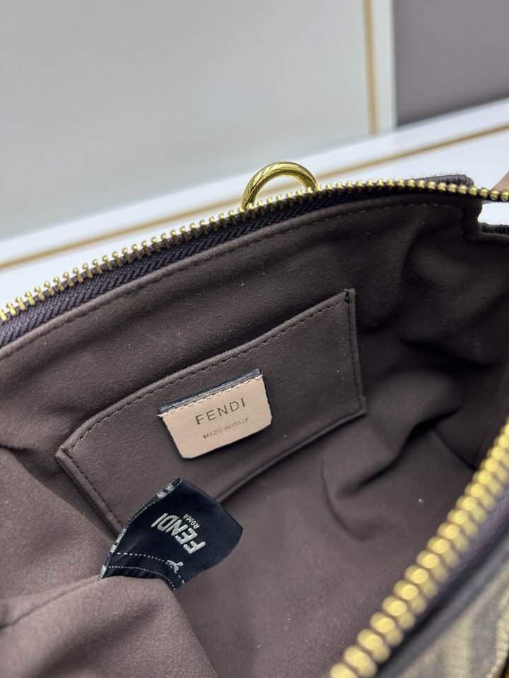 Fendi 17x18x8cm jj4_6