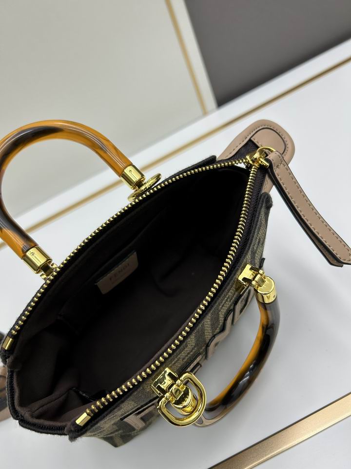 Fendi 17x18x8cm jj4_7