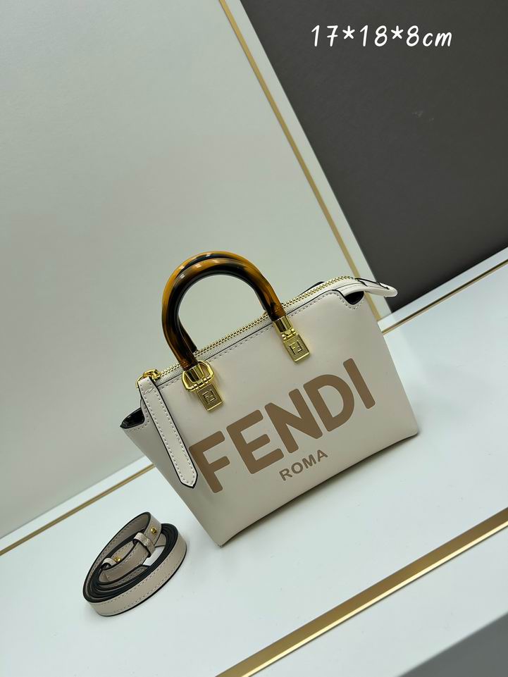 Fendi 17x18x8cm jj5_1