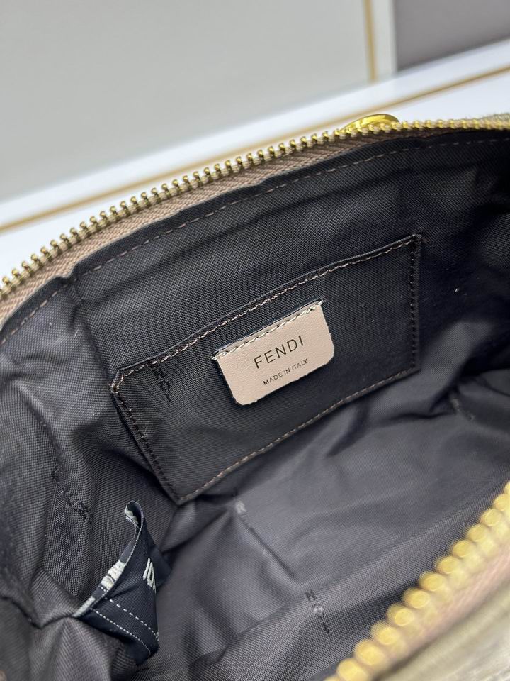 Fendi 17x18x8cm jj6_8