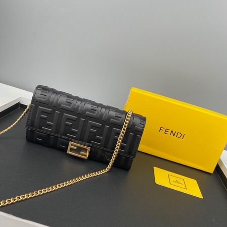 Fendi 621666 19x10.5x3.5cm zy1_1