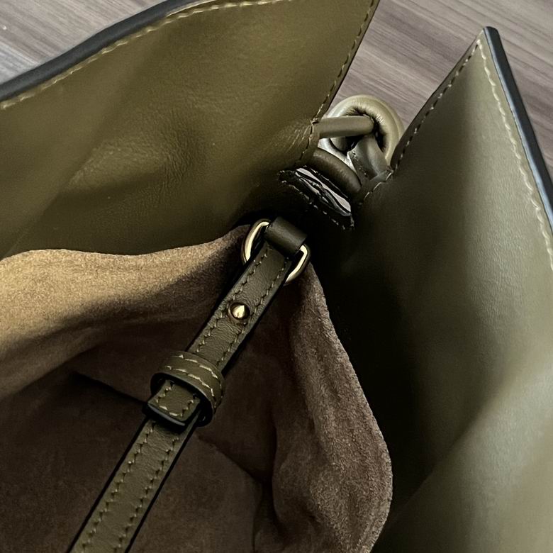 Flamenco 10855 23X18X9cm SS 7