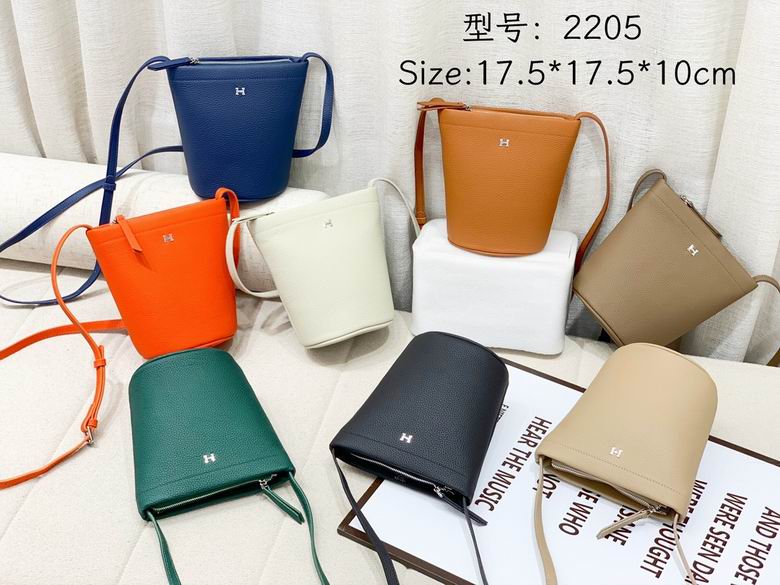 Hermes 2205 17.5x17.5x10cm zy (1)