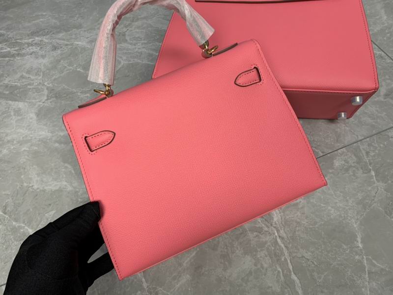 Kelly epsom 25 28 am 03 (29)