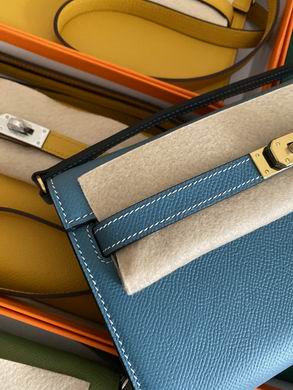 Kelly wocepson 080509 AM-1 (4)