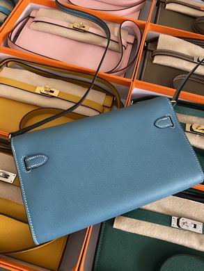 Kelly wocepson 080509 AM-1 (5)