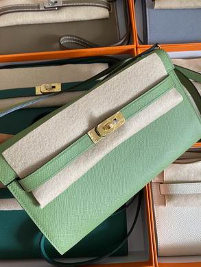 Kelly wocepson 080509 AM-12 (3)