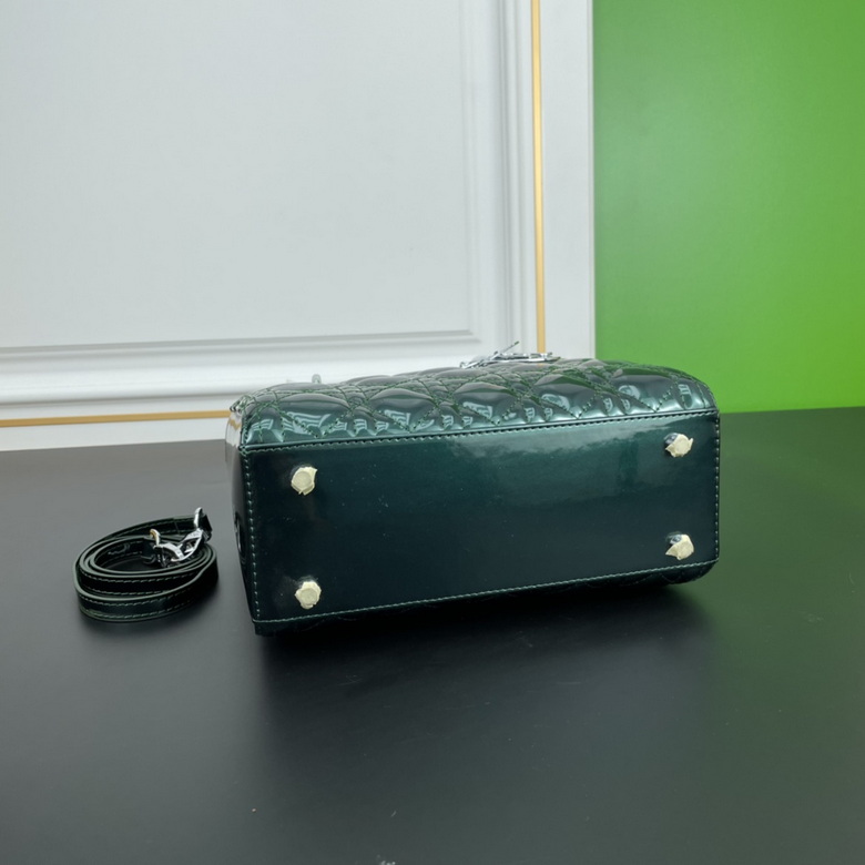 Lady 24cm 110404 XM 2 (4)