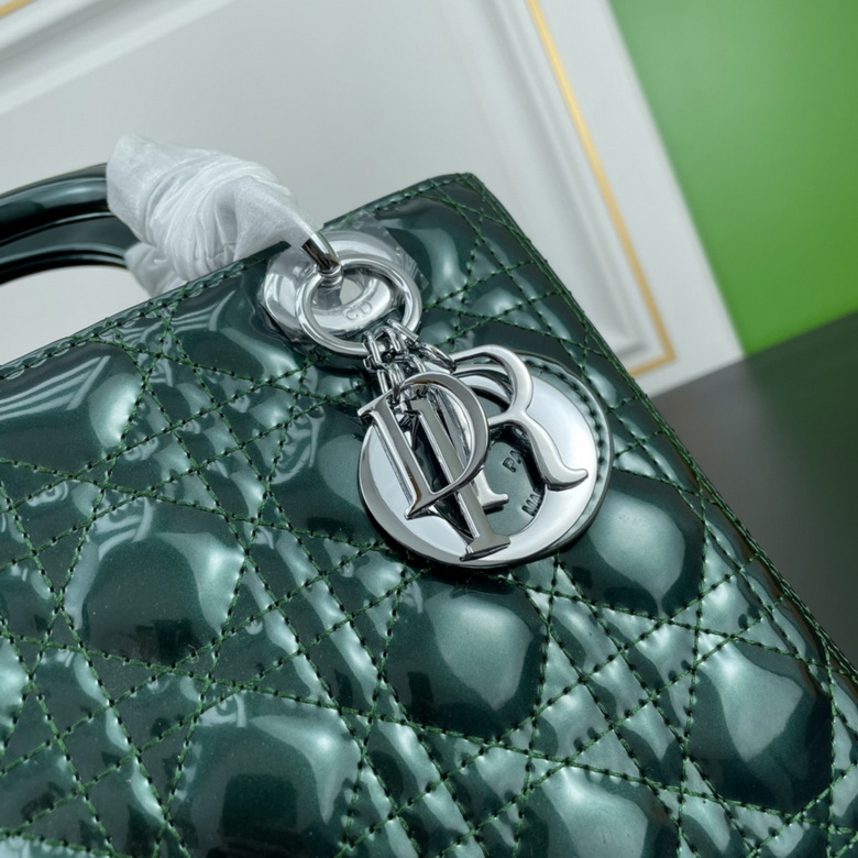 Lady 24cm 110404 XM 2 (5)