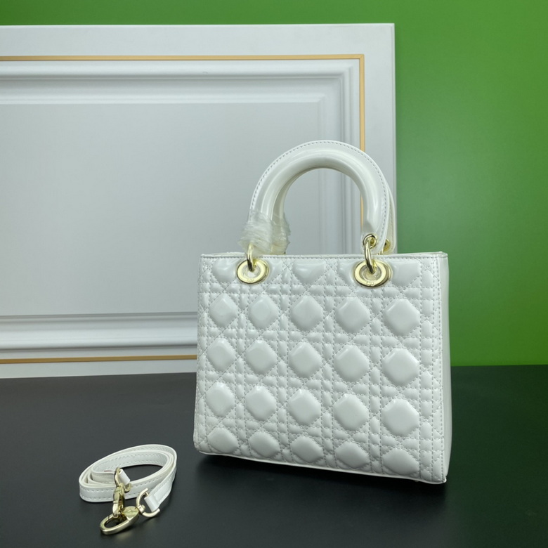 Lady 24cm 110404 XM 3 (3)