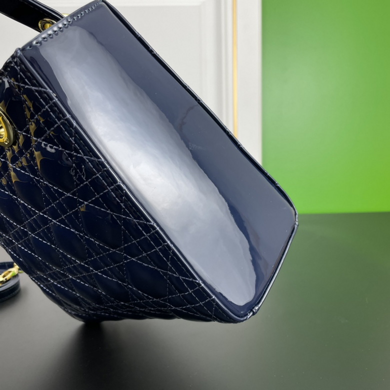 Lady 24cm 110404 XM 4 (7)