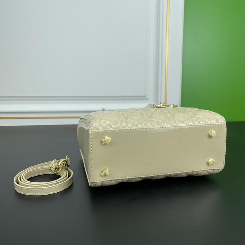 Lady 24cm 110404 XM 9 (6)