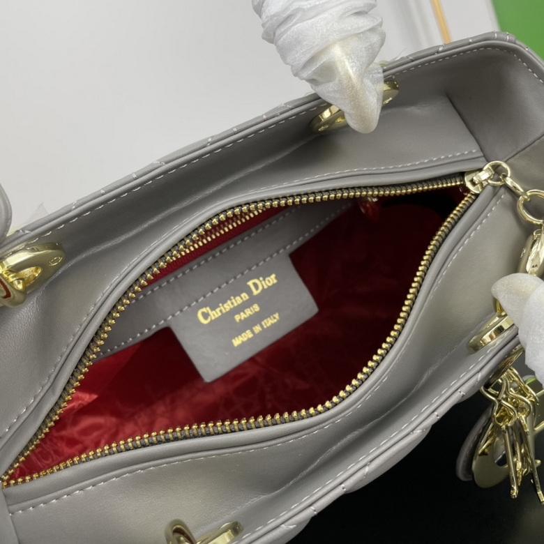 Lady 24cm 110405 XM 4 (8)