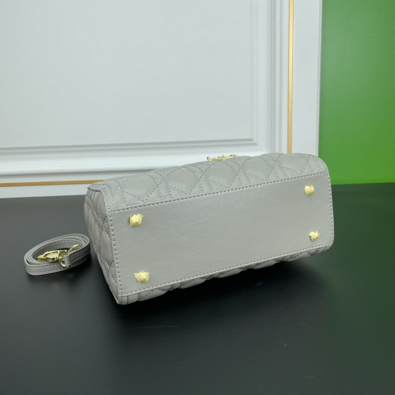 Lady 24cm 110405 XM 7 (4)