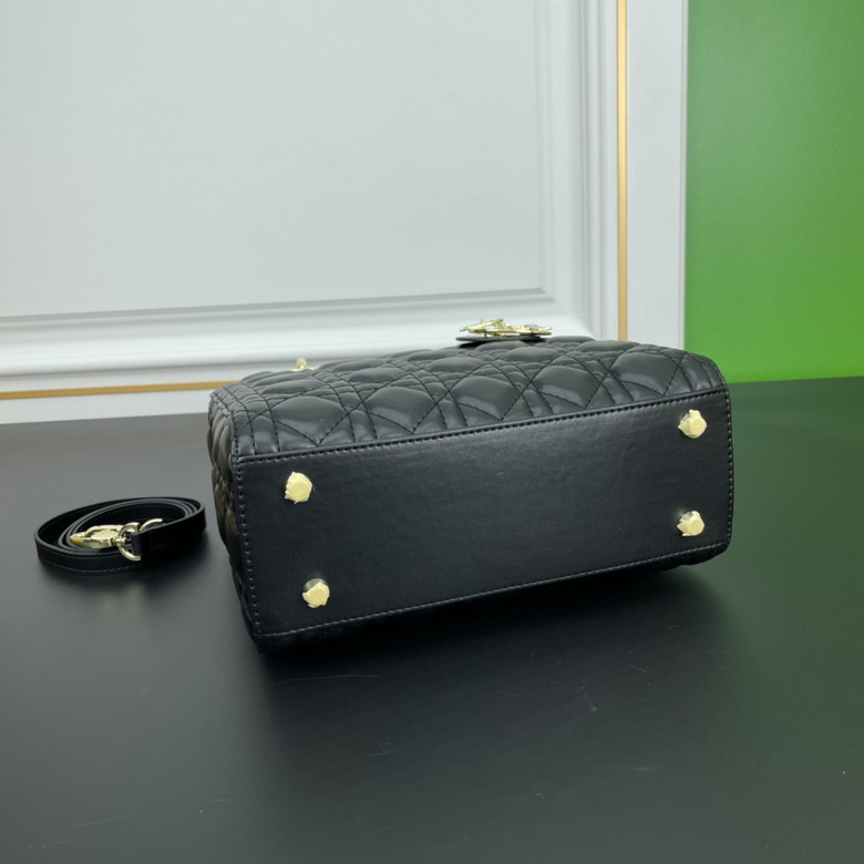 Lady 24cm 110405 XM 8 (5)