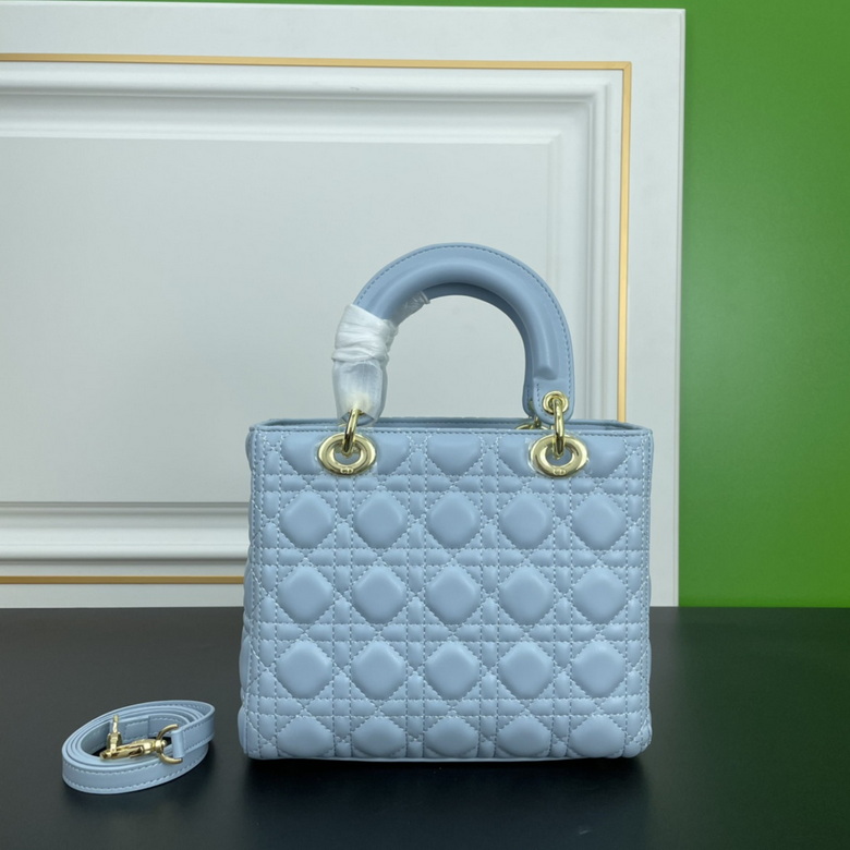 Lady 24cm 110405 XM 9 (3)