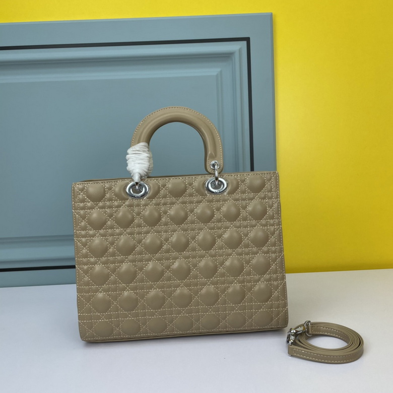 Lady 32X12X24cm 110401 XM 1 (3)