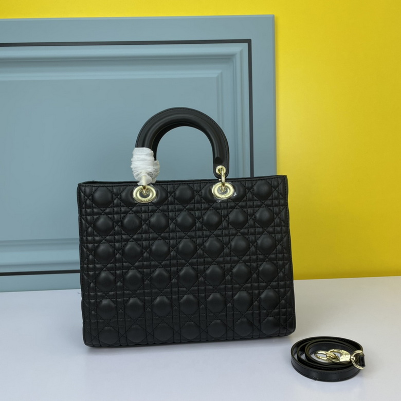 Lady 32X12X24cm 110403 XM 3 (3)