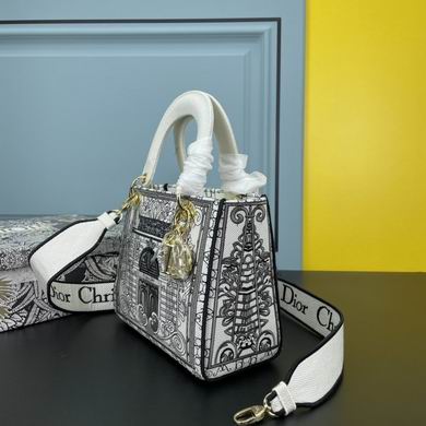 Lady M8002 24X20X11cm WW (2)