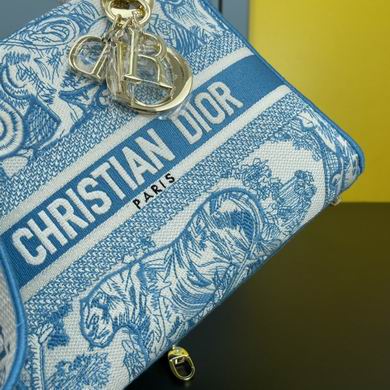 Lady M8002 24X20X11cm WW (20)