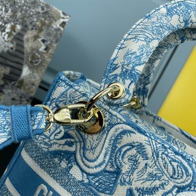 Lady M8002 24X20X11cm WW (22)