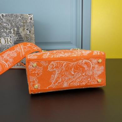 Lady M8002 24X20X11cm WW (29)