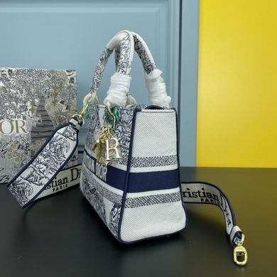 Lady M8002 24X20X11cm WW (34)