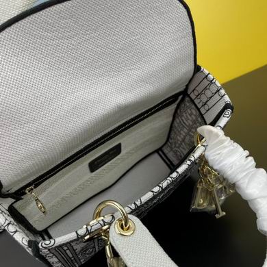 Lady M8002 24X20X11cm WW (7)