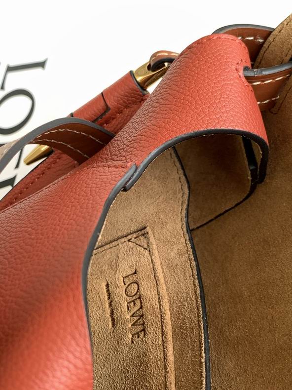 Loewe 011821 20x19x11.5cm ss16 (6)