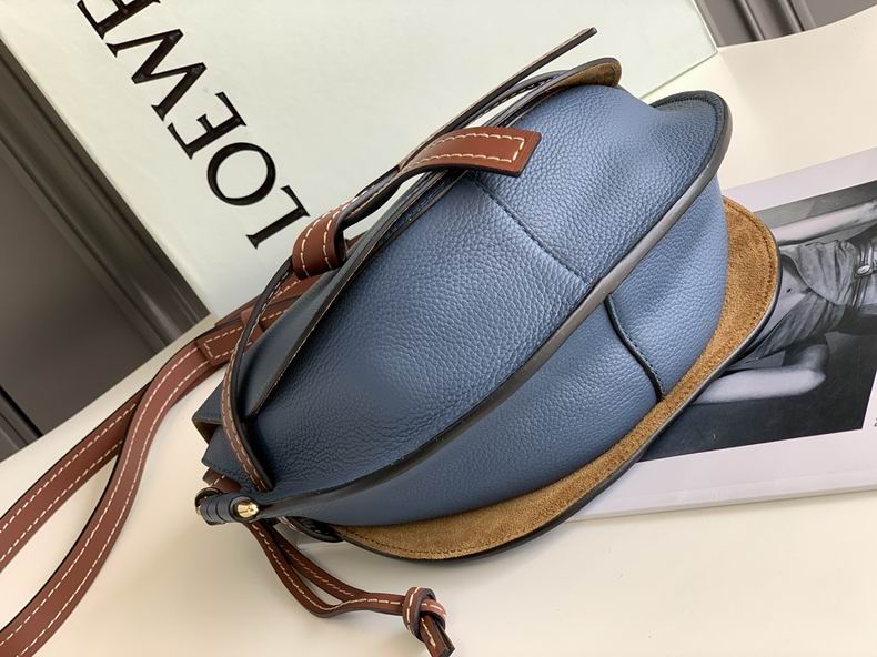 Loewe 011821 20x19x11.5cm ss17 (2)