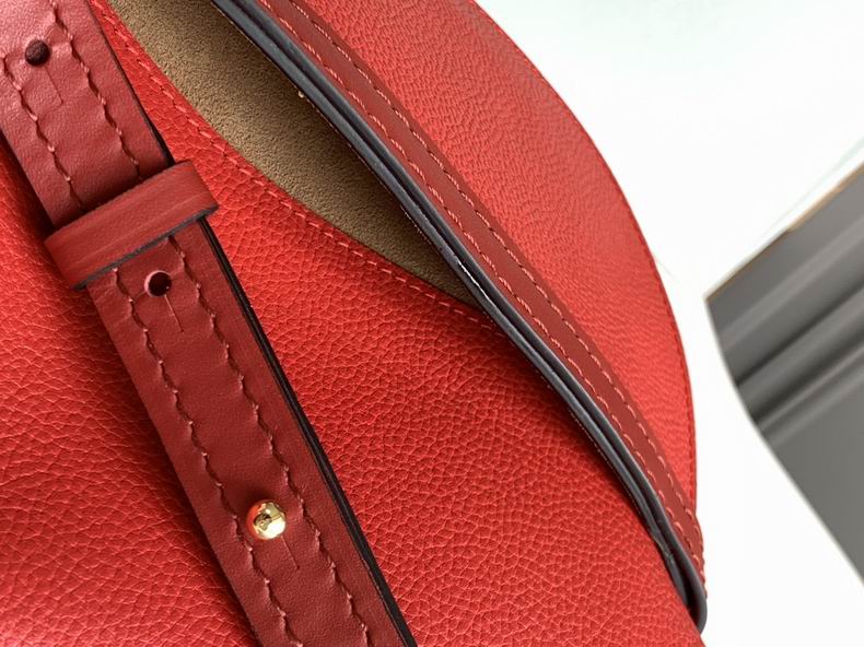 Loewe 011821 20x19x11.5cm ss18 (8)