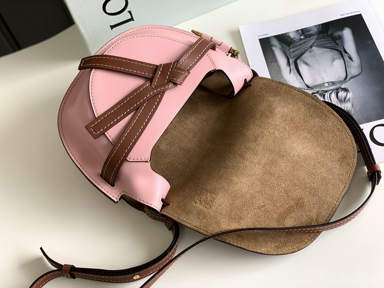 Loewe 011821 20x19x11.5cm ss3 (3)