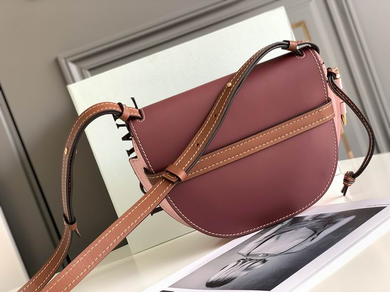 Loewe 011821 20x19x11.5cm ss3 (8)