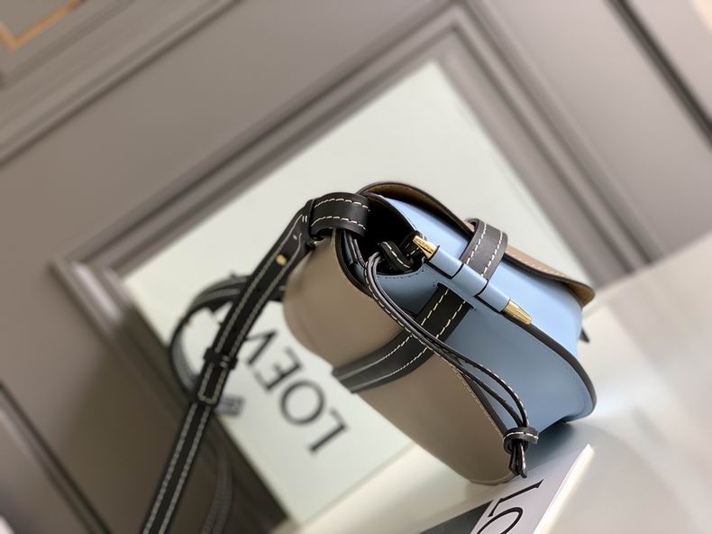 Loewe 011821 20x19x11.5cm ss4 (9)